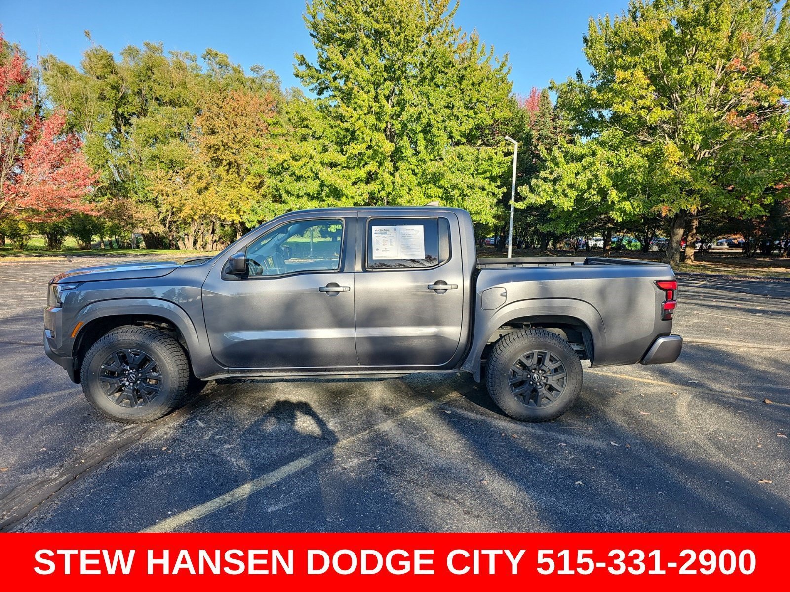 2022 Nissan Frontier SV