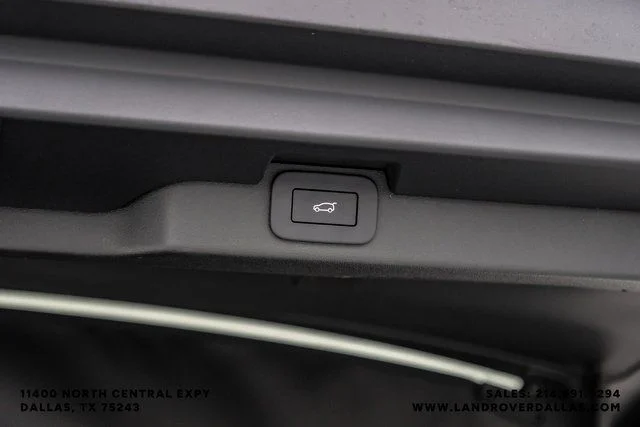 Used 2025 Santorini Black Metallic Land Rover S image 62