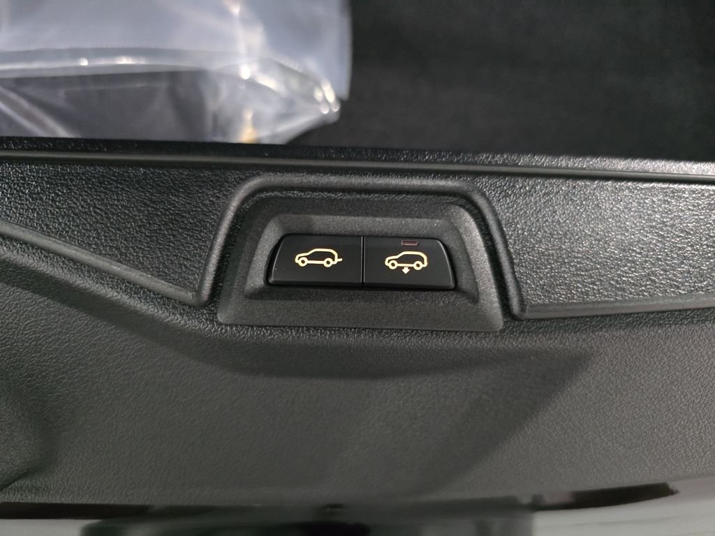 New 2027 Black Sapphire Metallic BMW xDrive40i image 13