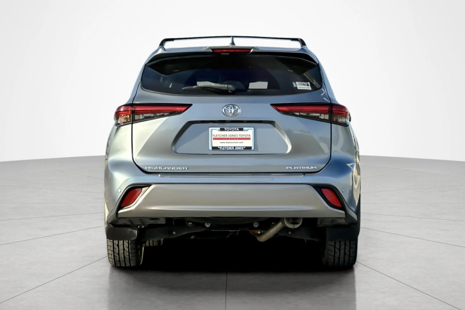 Certified Used 2022 Moon Dust Toyota Platinum image 4