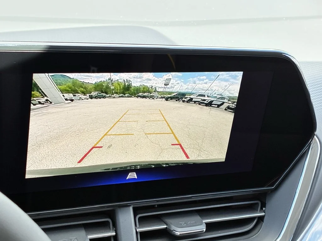 New 2026 Mosaic Black Metallic Chevrolet ACTIV image 16