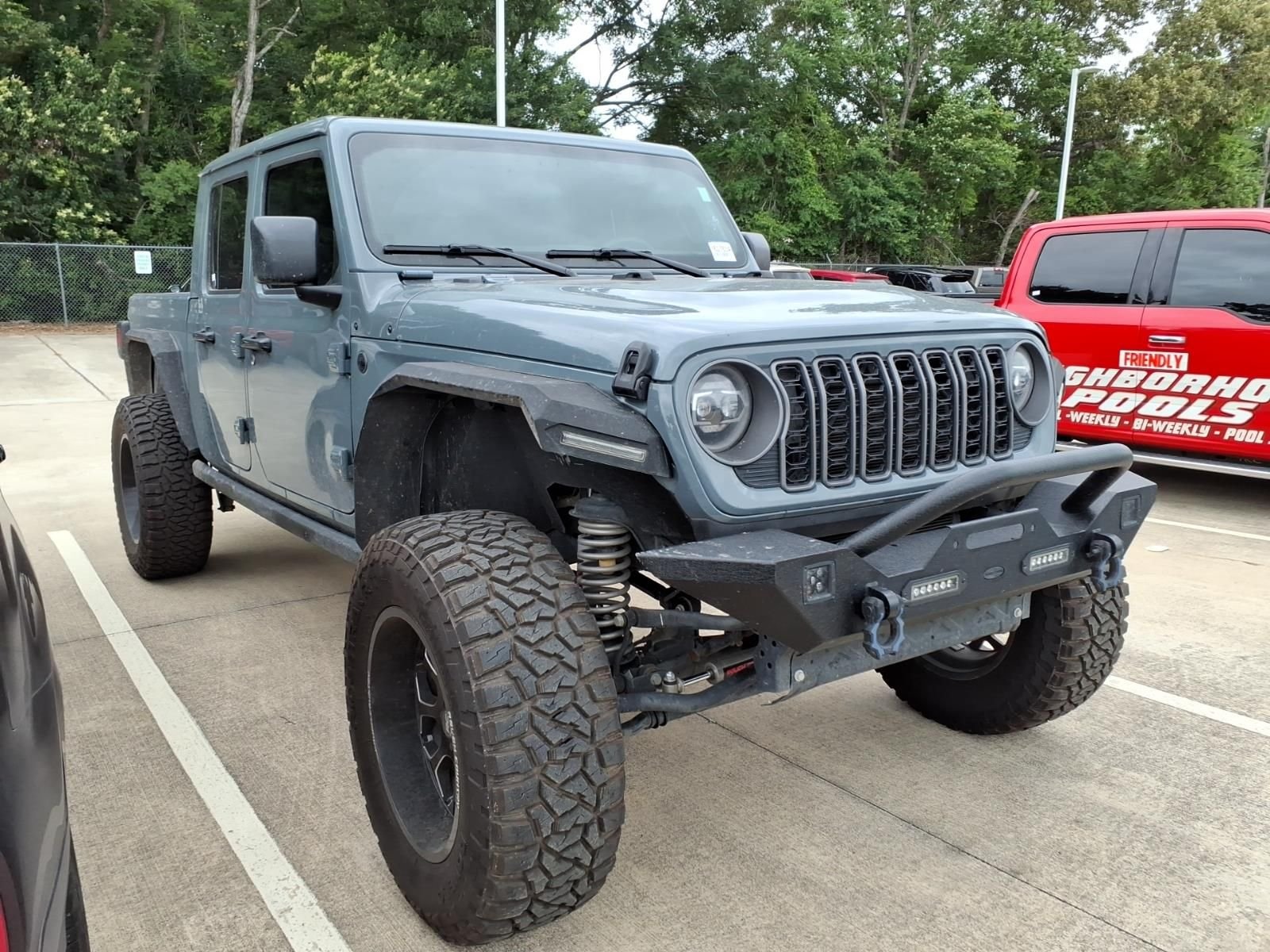 2025 Jeep Gladiator Nighthawk Auto's photo