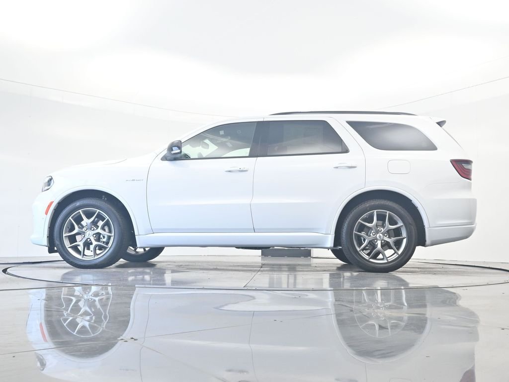 New 2026 White Knuckle Clear-Coat Exterior Paint Dodge GT Plus HEMI V8 image 43