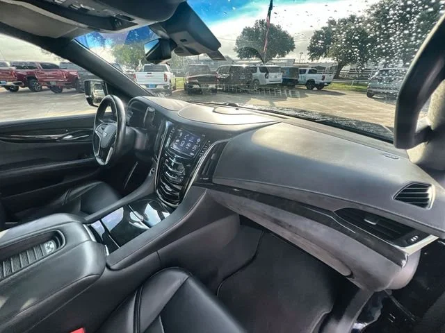 Used 2019 BLACK RAVEN Cadillac Platinum image 28