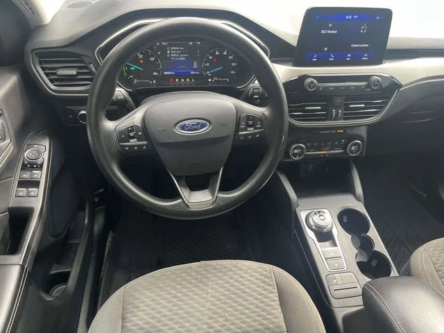 Used 2021 White Ford SE image 17