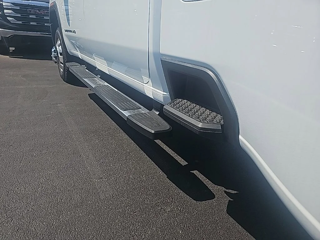 New 2026 Glacier White Tricoat GMC SLT DRW image 12