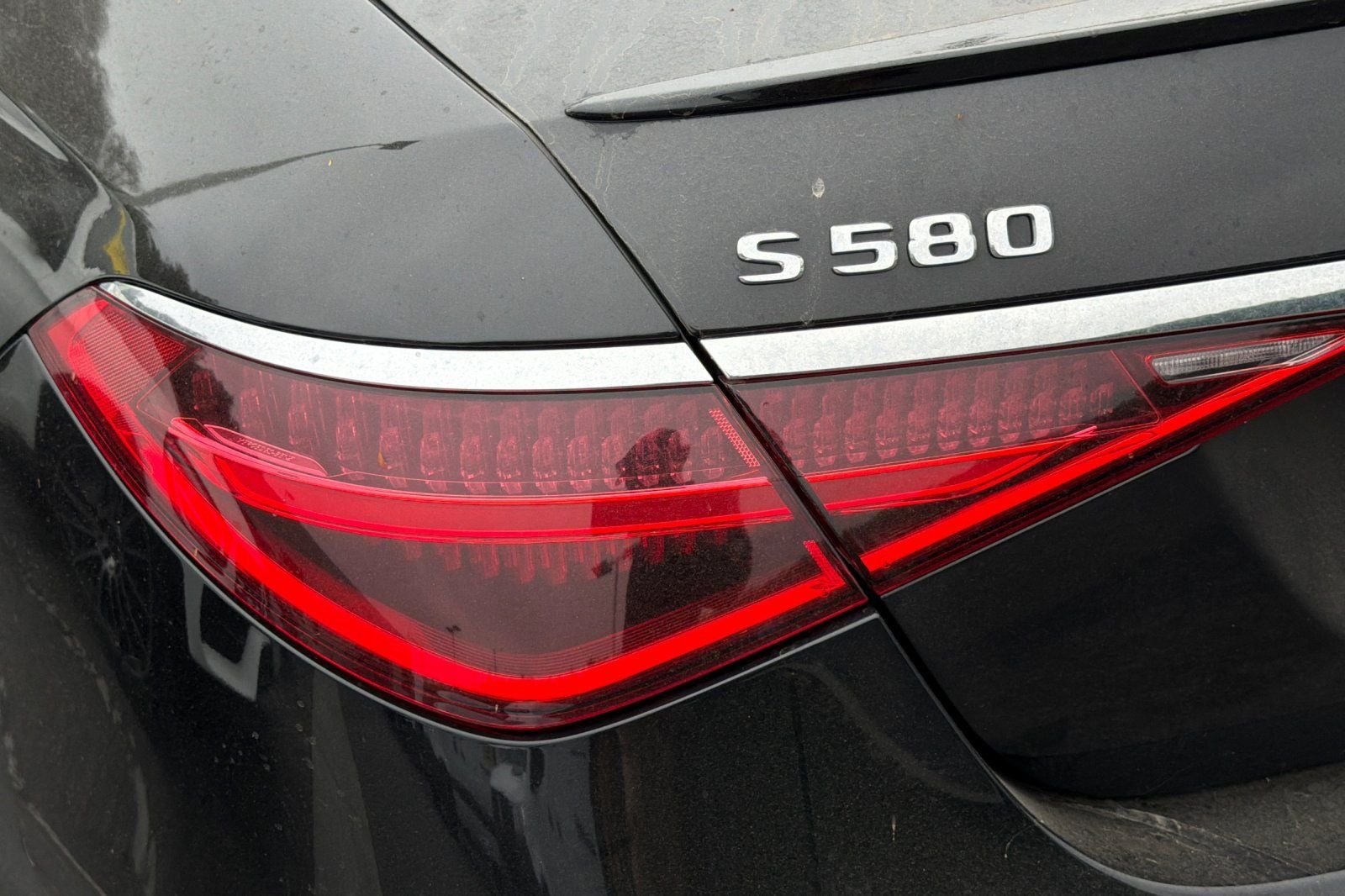 Used 2023 Black Mercedes-Benz S 580 image 12