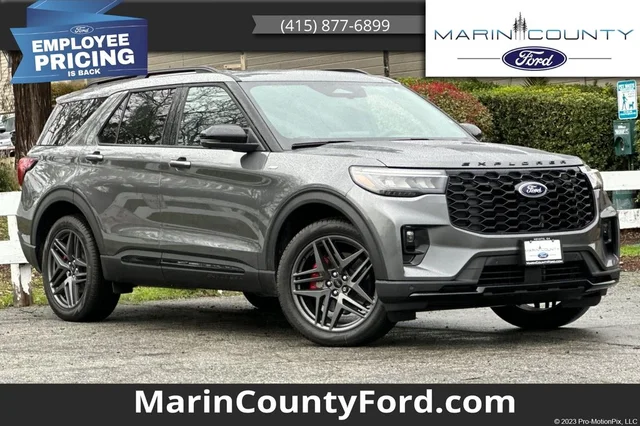 2026 Ford Explorer ST-Line