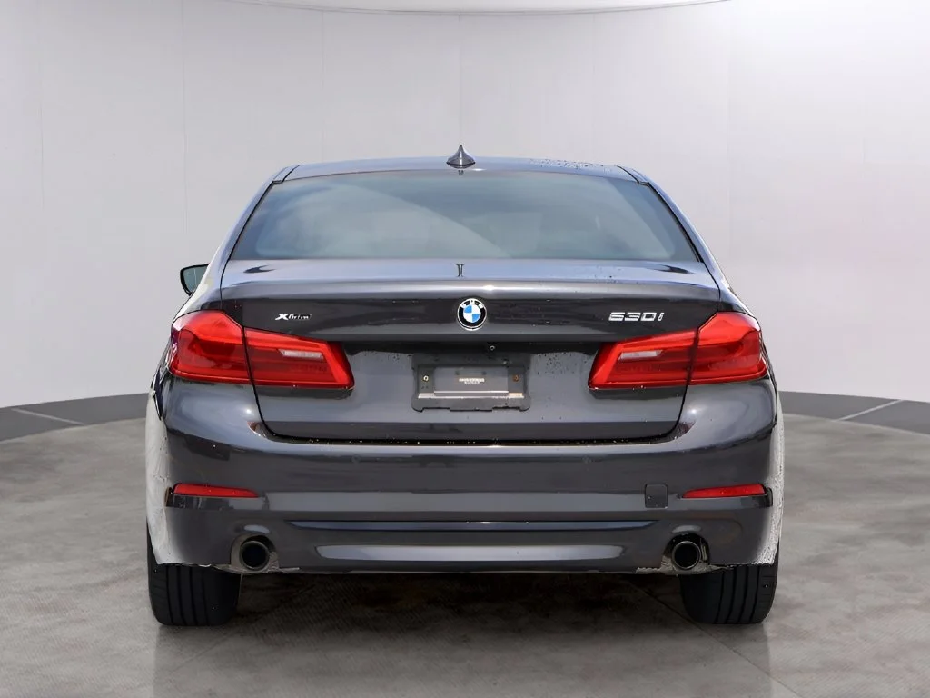 Used 2019 Gray BMW 530i xDrive image 6