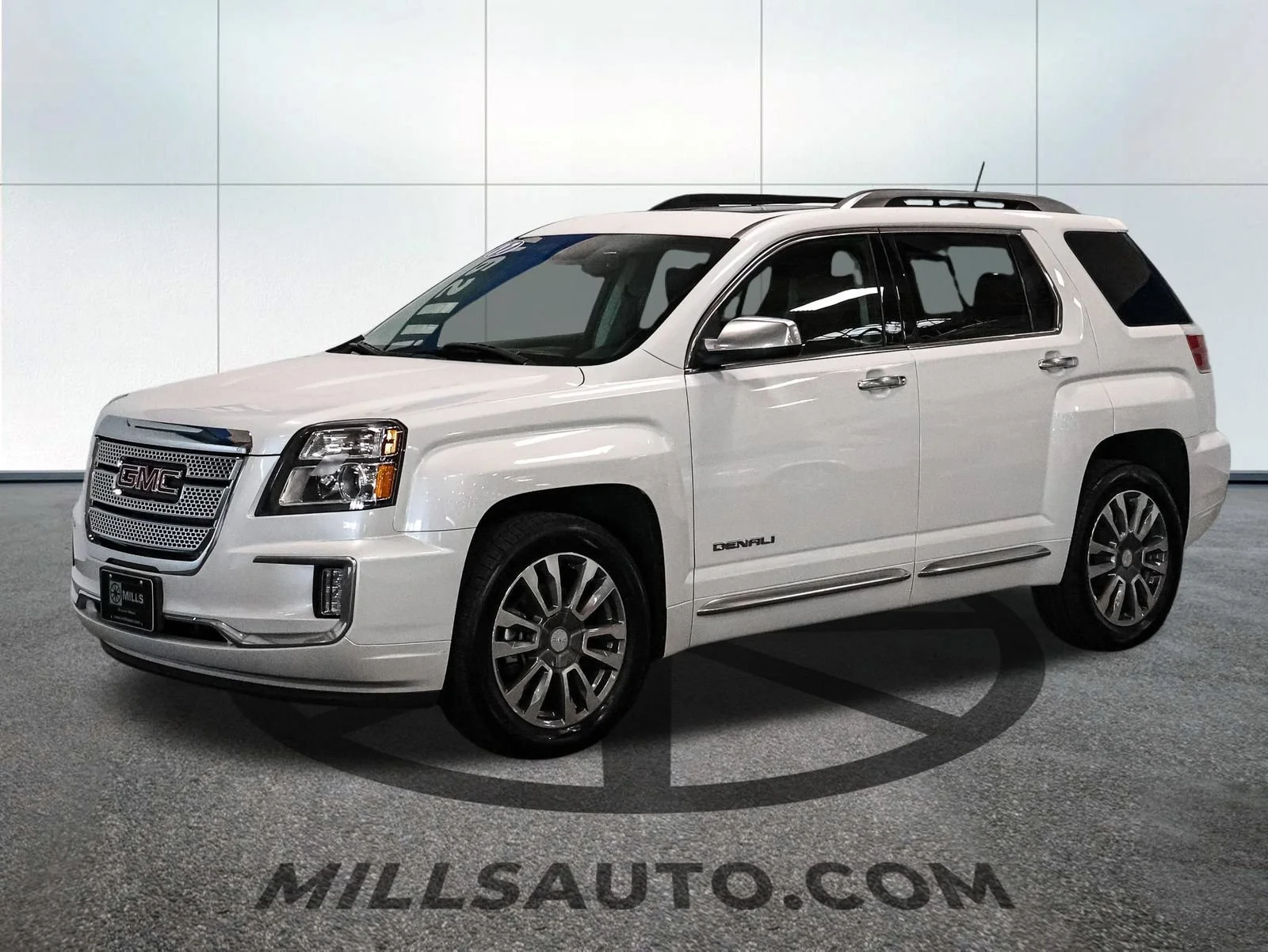 Used 2017 GMC Terrain Denali with VIN 2GKFLVE31H6231529 for sale in Baxter, MN