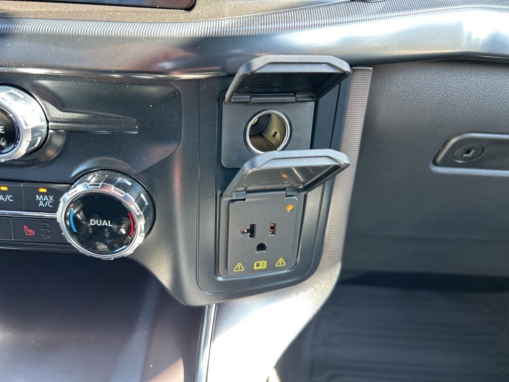 New 2026 Star White Metallic Tri-Coat Ford Platinum image 30