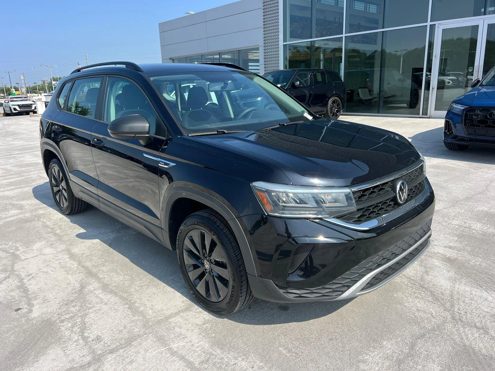 Used 2022 BLACK Volkswagen S image 3