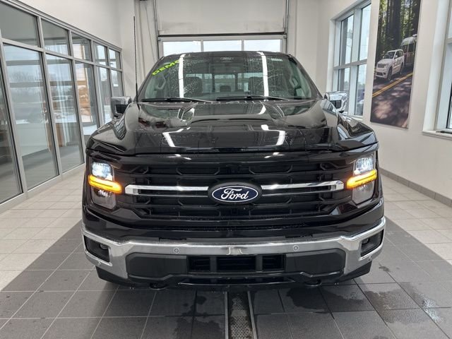 Used 2025 Agate Black Metallic Ford XLT image 2