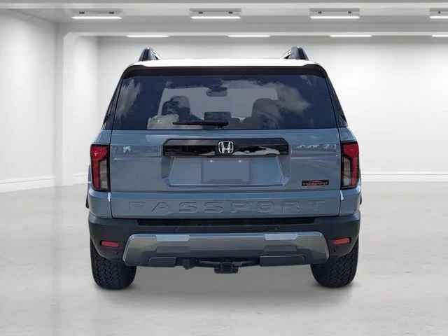 New 2026 Sonic Gray Pearl Honda TrailSport image 4