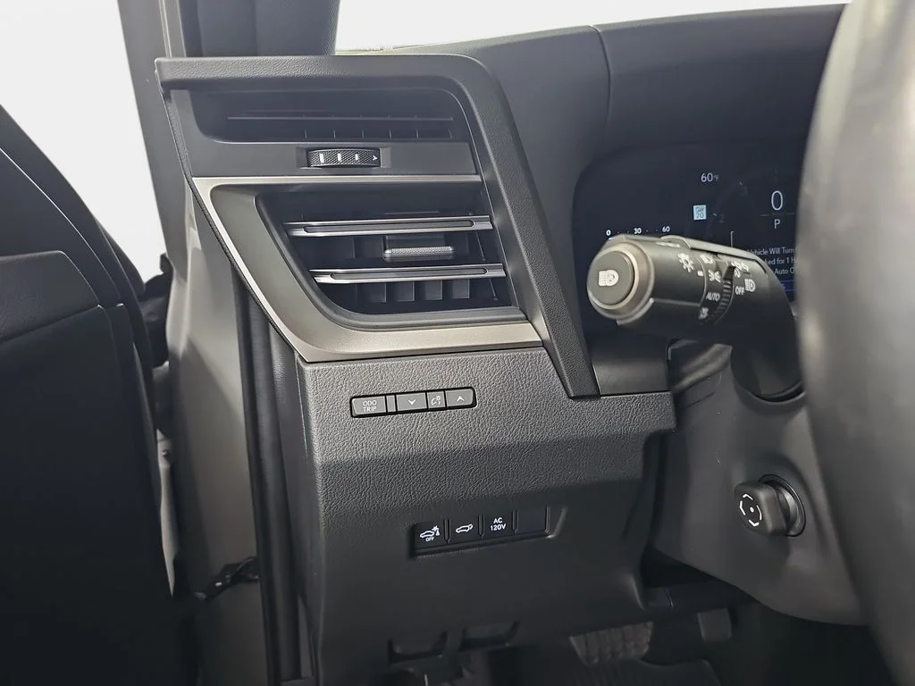 Used 2024 INCOGNITO Lexus 550 Overtrail image 28