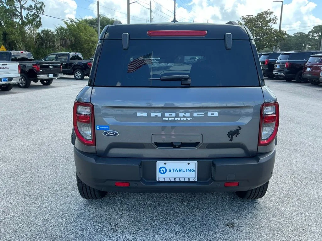 Used 2021 Gray Ford Outer Banks image 4