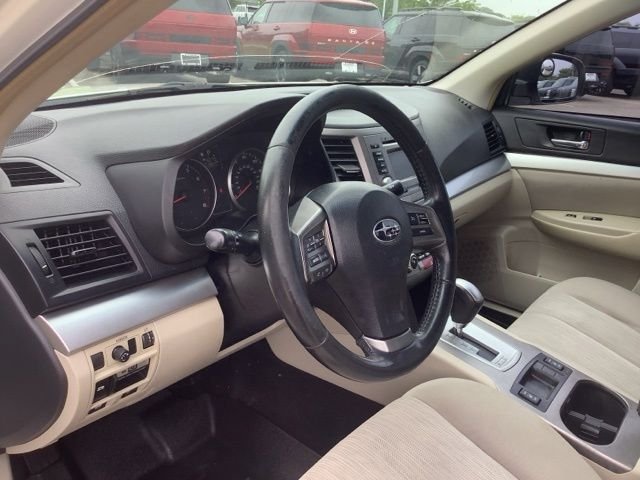 2014 Subaru Legacy 2.5i Premium - Photo 15