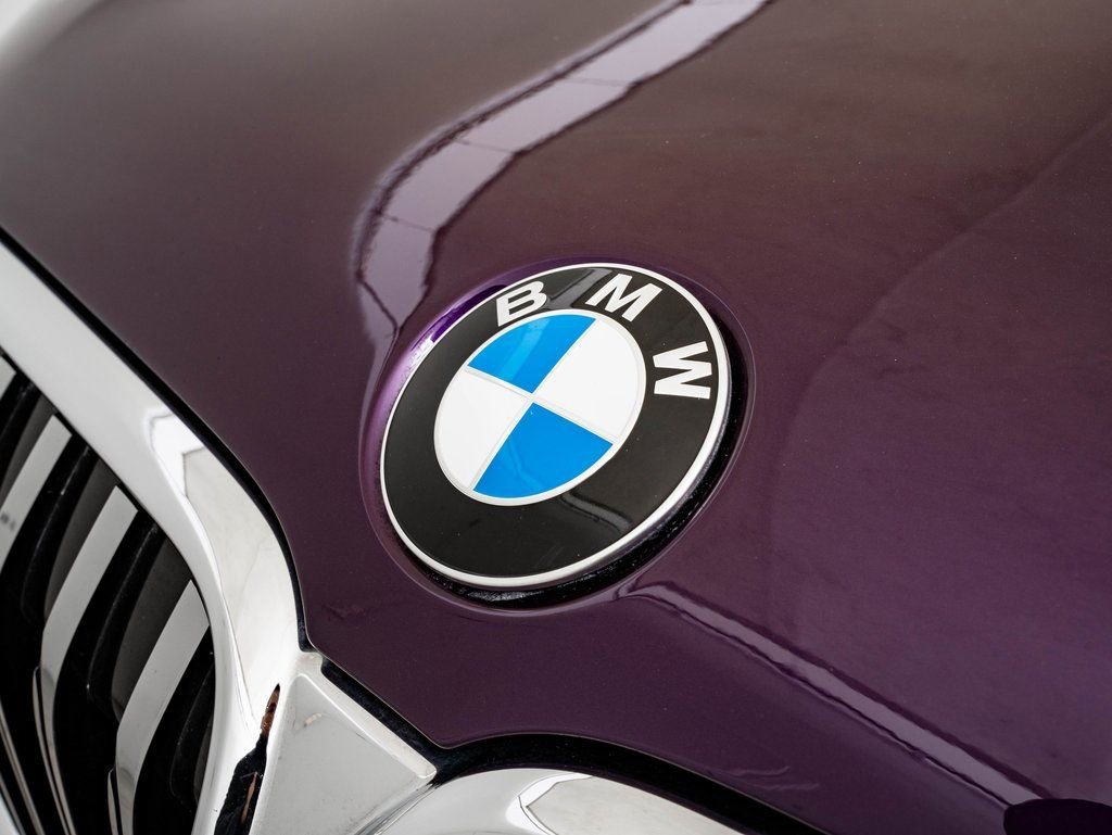 Used 2022 Twilight Purple Metallic BMW ALPINA B7 xDrive image 3