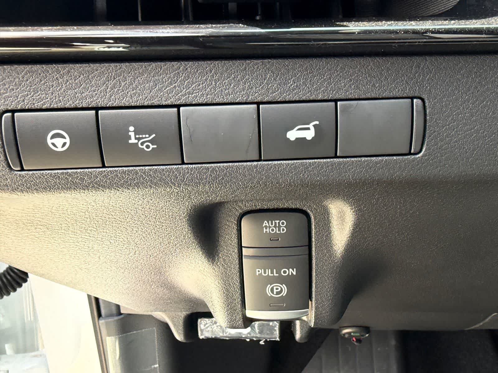 New 2026 Everest White Pearl TriCoat Nissan Platinum image 15