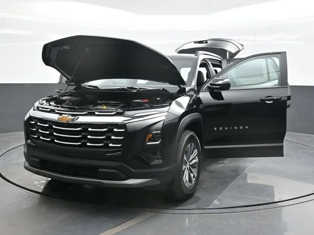 2027 Chevrolet Equinox LT - Photo 30
