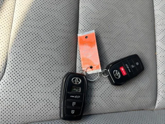 Used 2024 White Toyota SR5 image 11