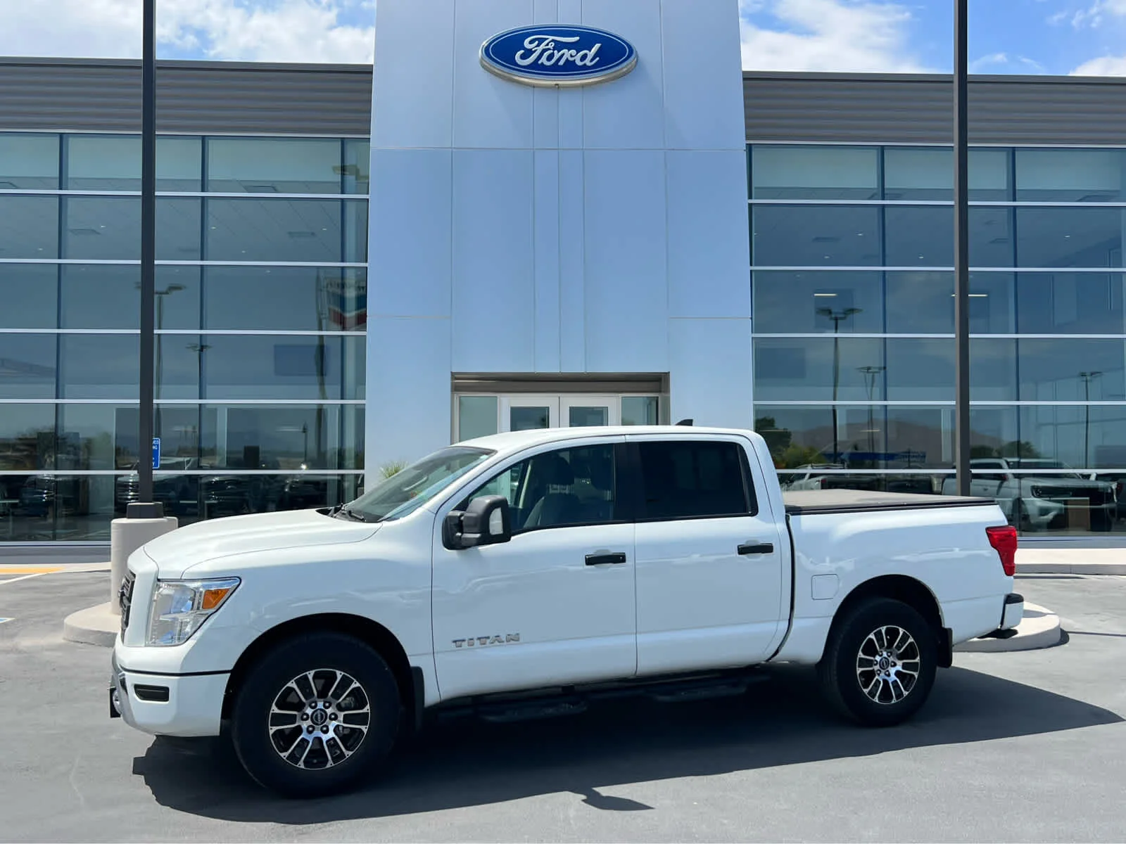 2024 Nissan Titan