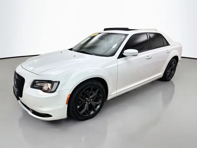 Certified Used 2023 Bright White Clearcoat Chrysler S image 3