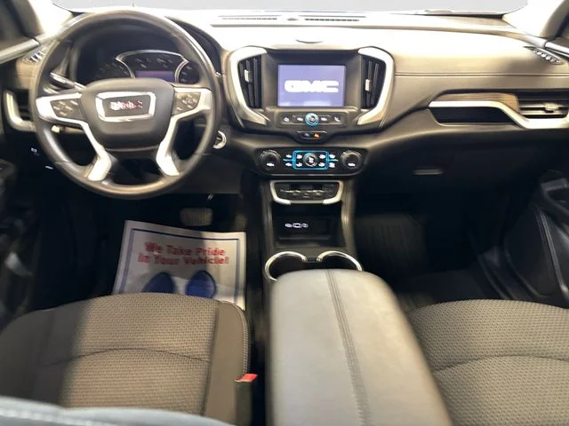 Used 2022  GMC SLE image 11