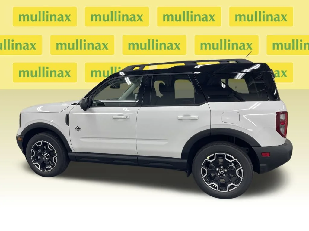 New 2025 White Ford Outer Banks image 10