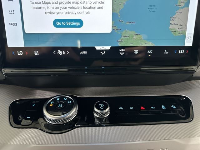 New 2027 Black Ford Active image 21