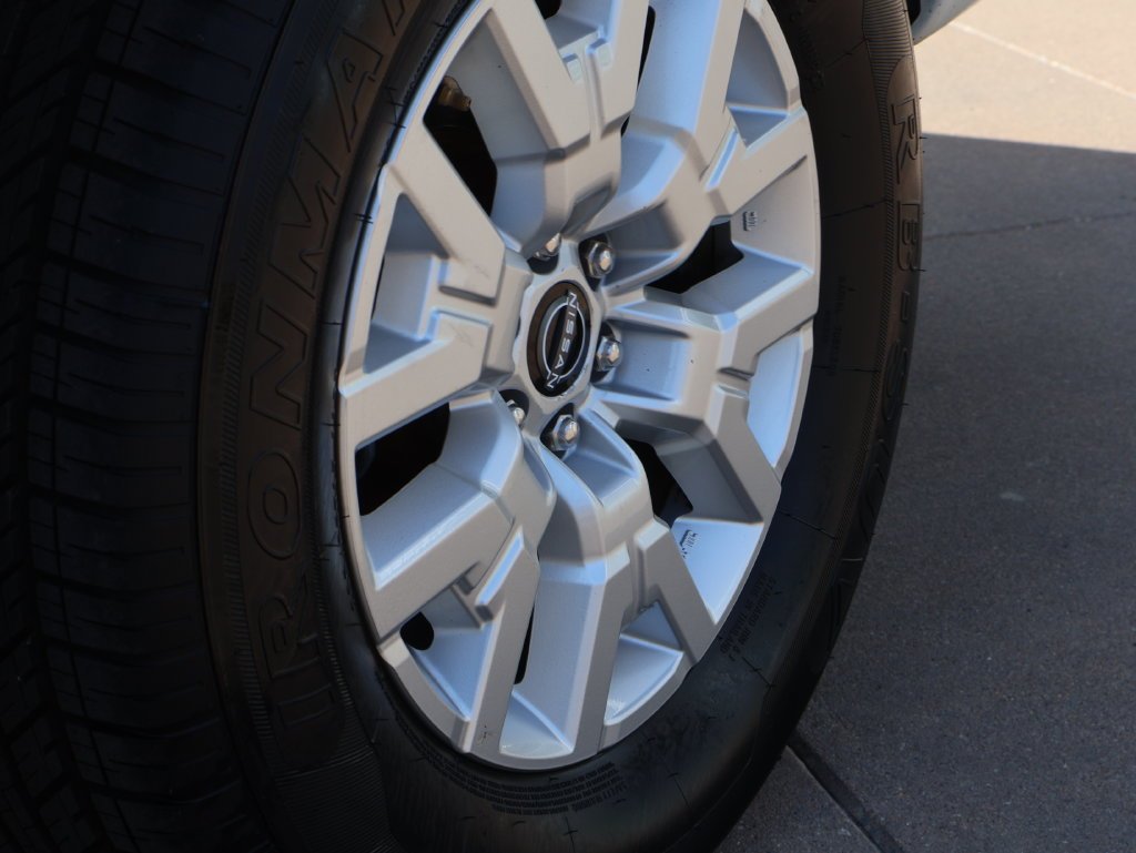 2022 Nissan Frontier SV - Photo 43