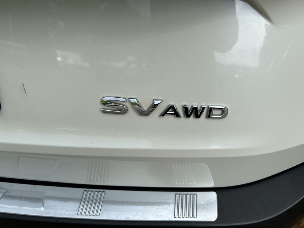 Used 2023 White Nissan SV image 10