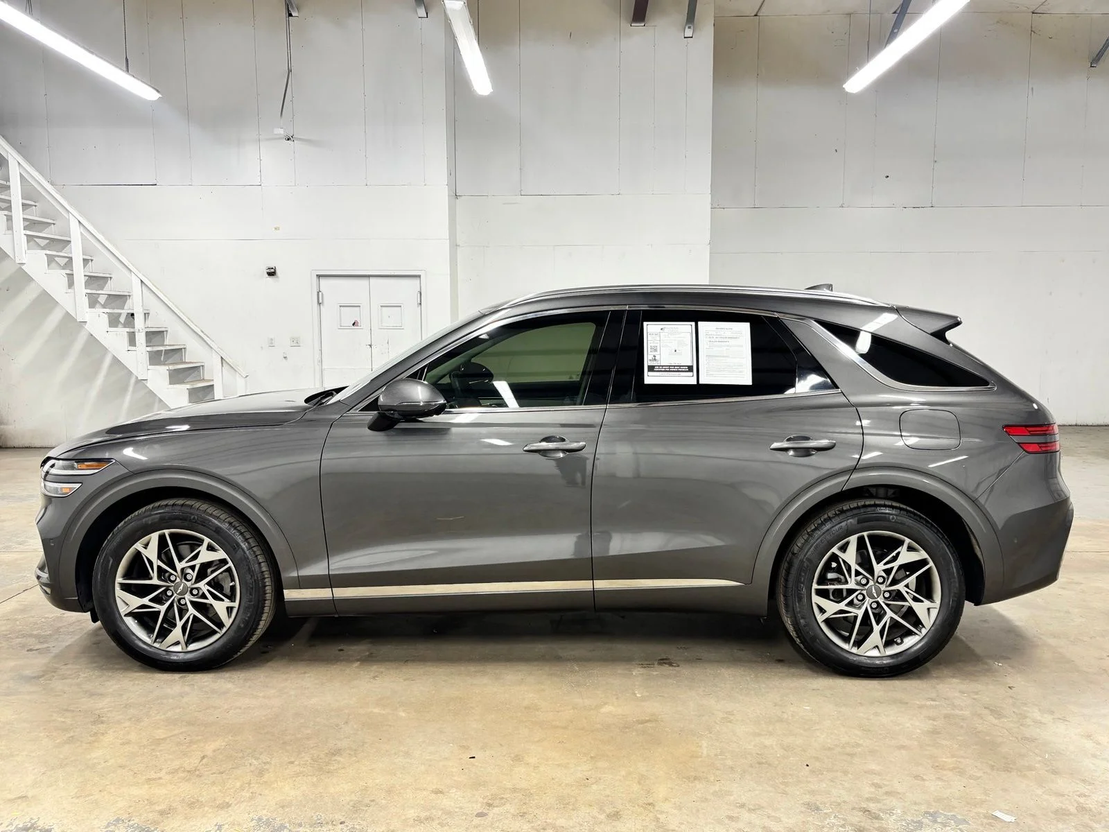 Used 2022 Gray Genesis 2.5T image 4
