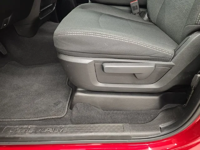 Used 2026 Molten Red Pearlcoat Ram Black Express image 35