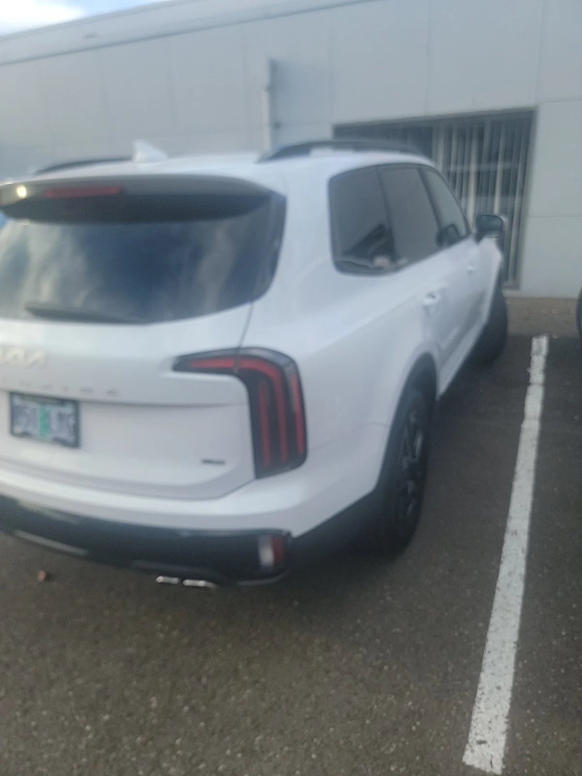 Used 2024 White Pearl Kia SX X-Line image 2