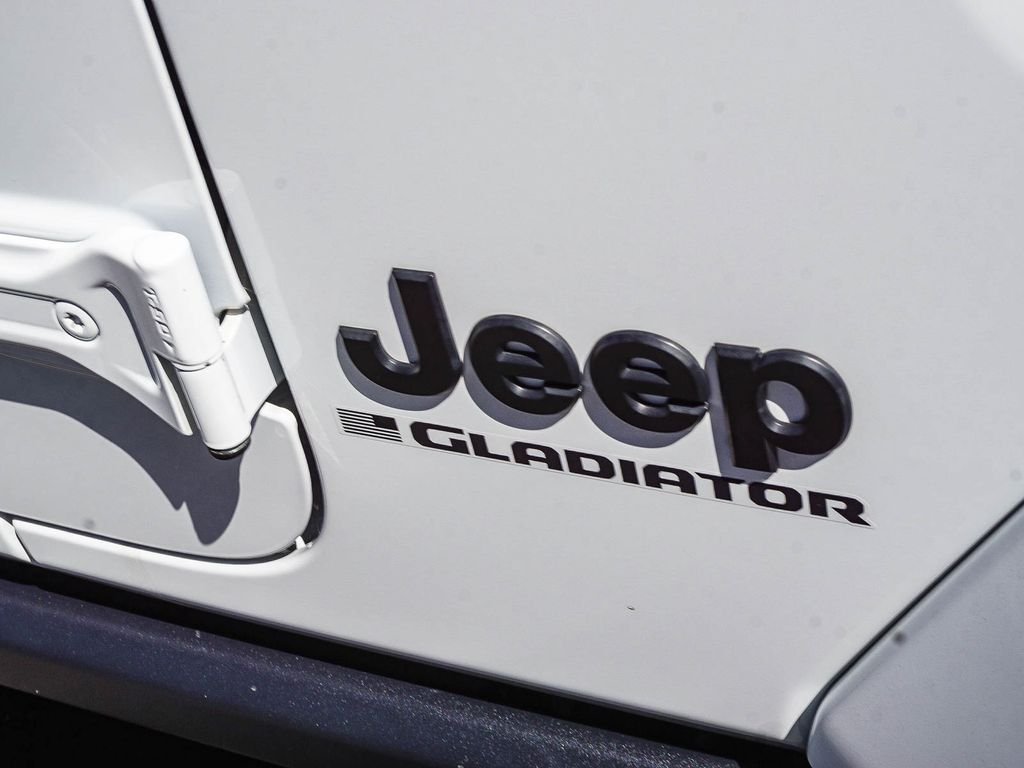 Used 2024 White Jeep Sport image 12