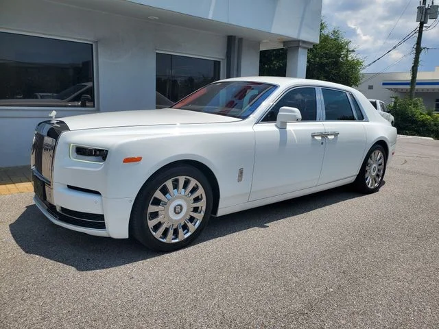 Used 2019 White Rolls-Royce Base image 13