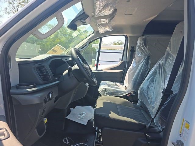 Used 2024 Oxford White Ford Base image 5