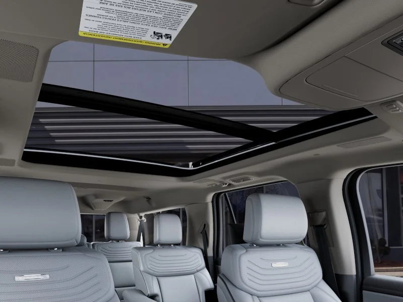 New 2027 Star White Metallic Tri-Coat Ford Platinum image 21