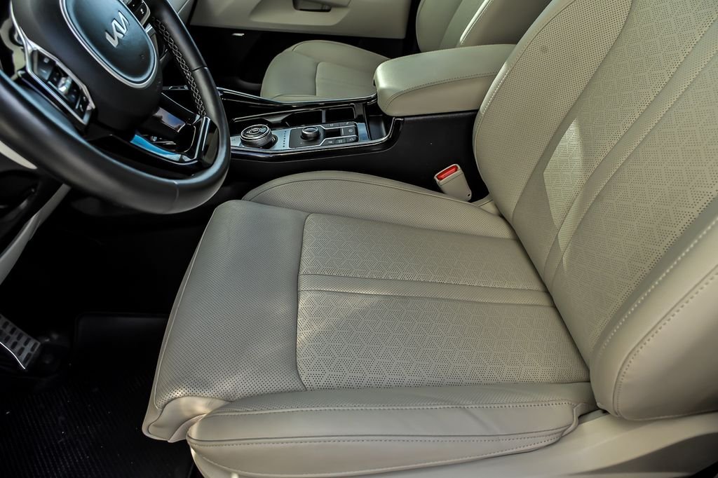 Used 2023 Gray Kia SX Prestige image 16