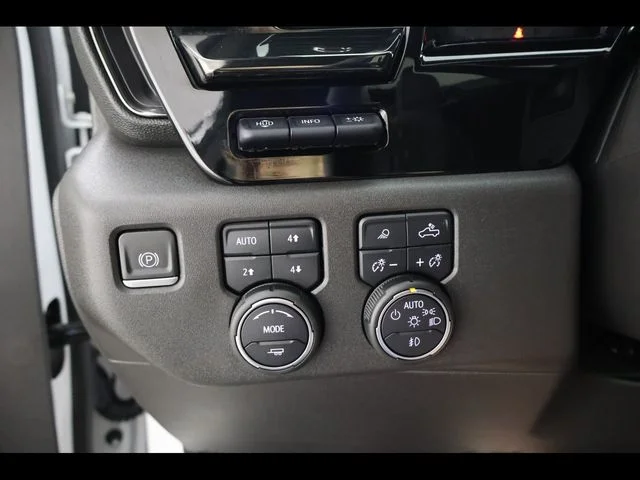 Used 2022 White Chevrolet ZR2 image 26
