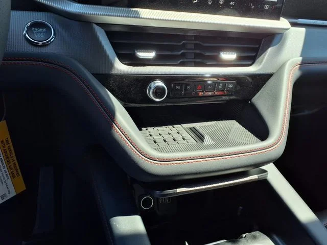 2025 Ford Explorer ST - Photo 16
