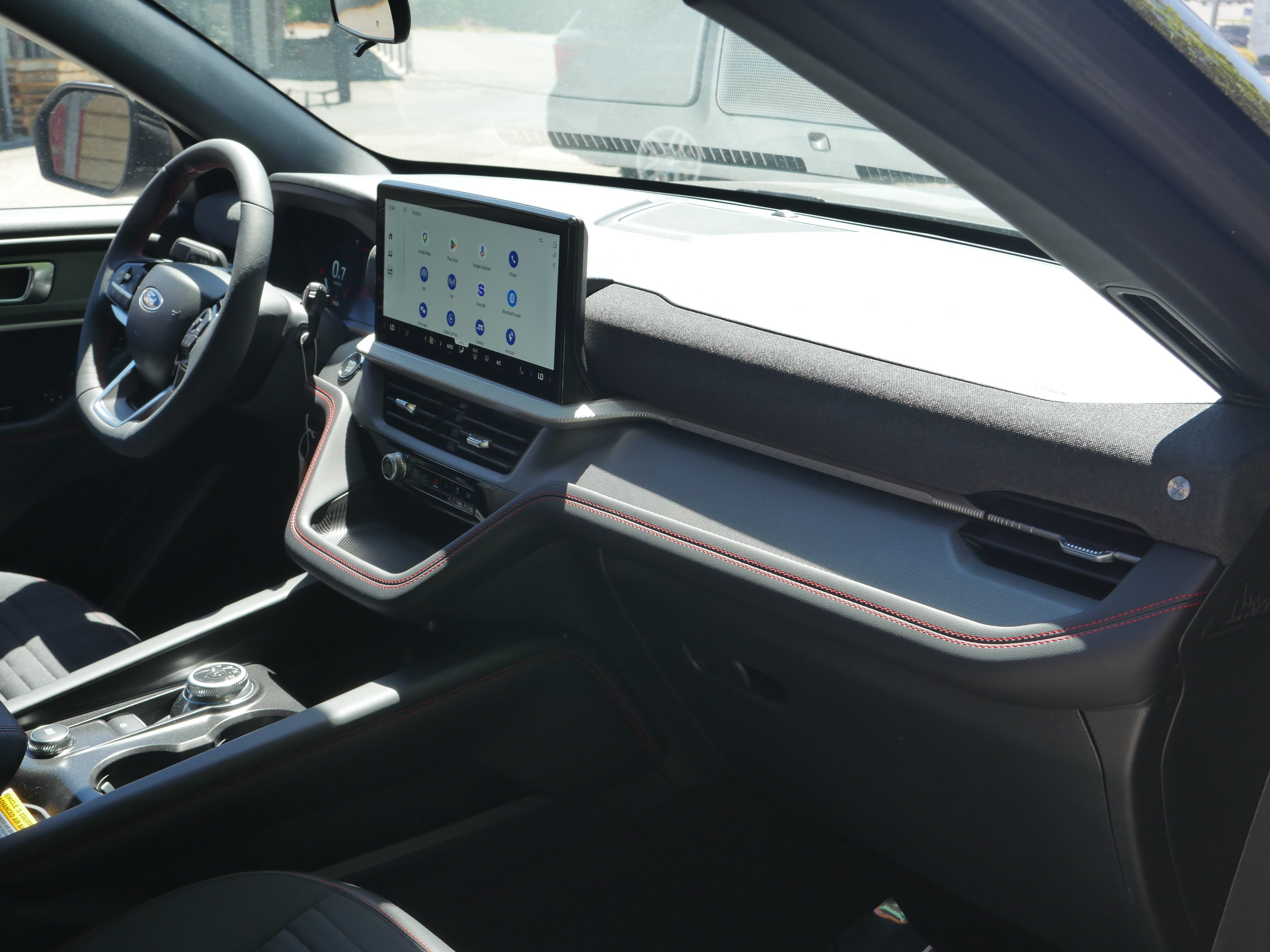 New 2026 Carbonized Gray Metallic Ford ST-Line image 29