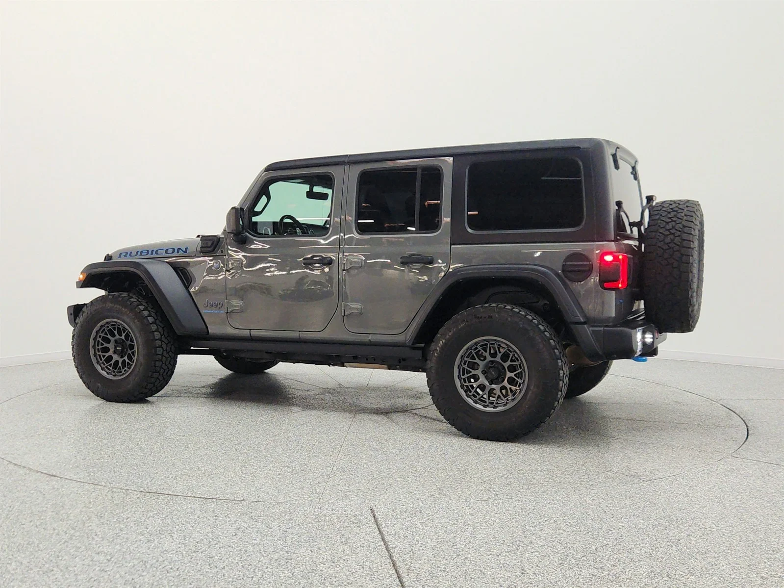 Used 2023 Sting-Gray Clearcoat Jeep Rubicon 4x4 image 8
