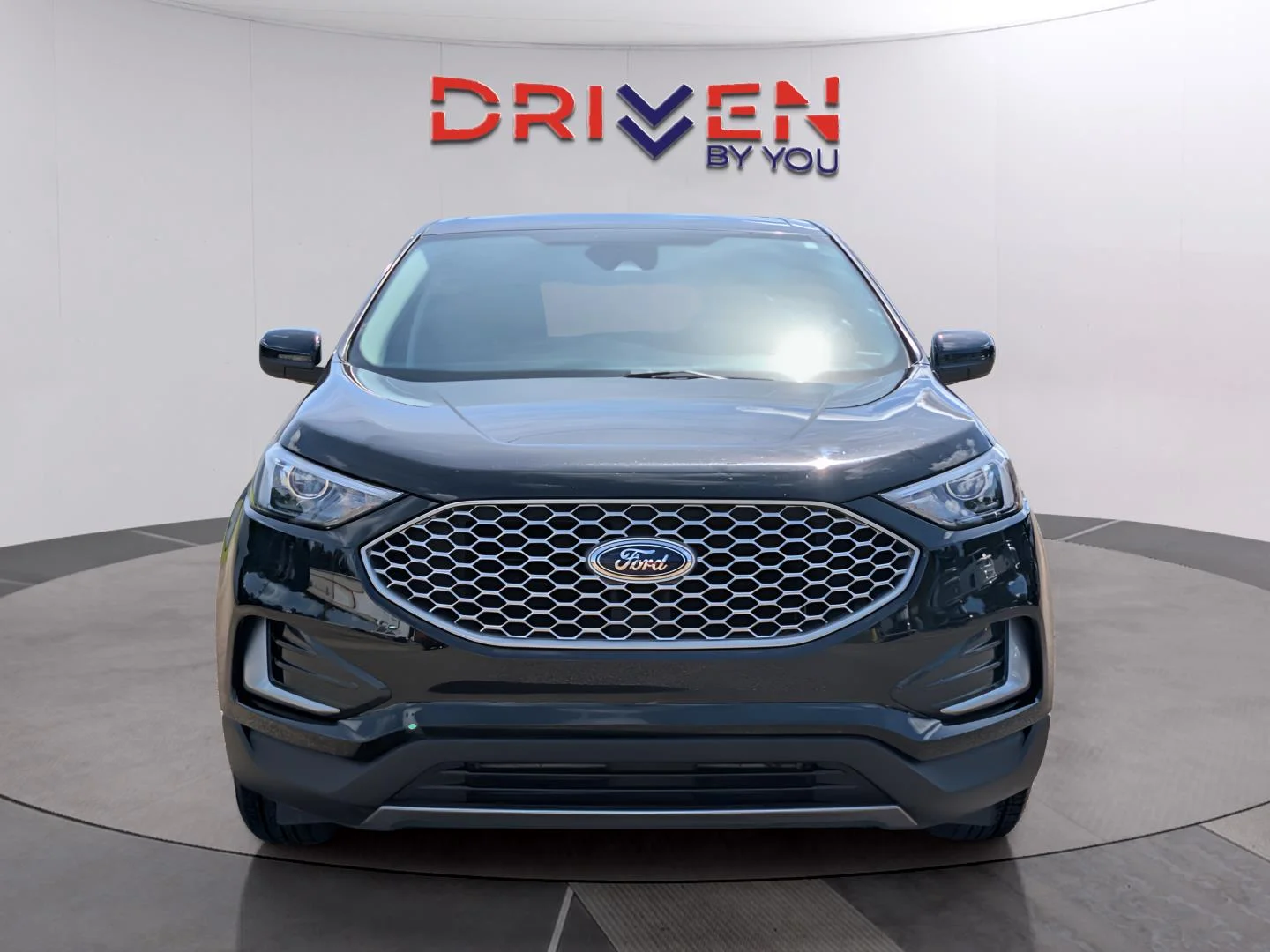 Used 2024 Agate Black Ford SEL image 8