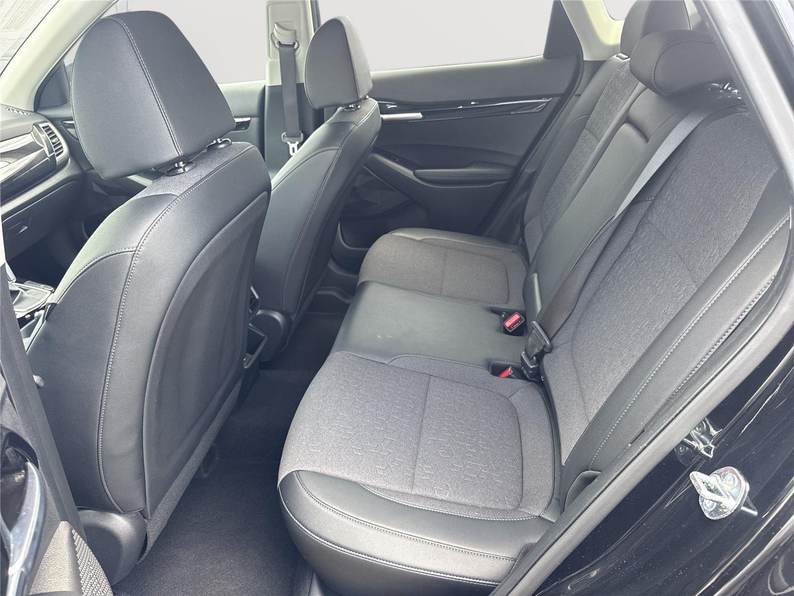 Used 2025 Fusion Black Kia S image 19