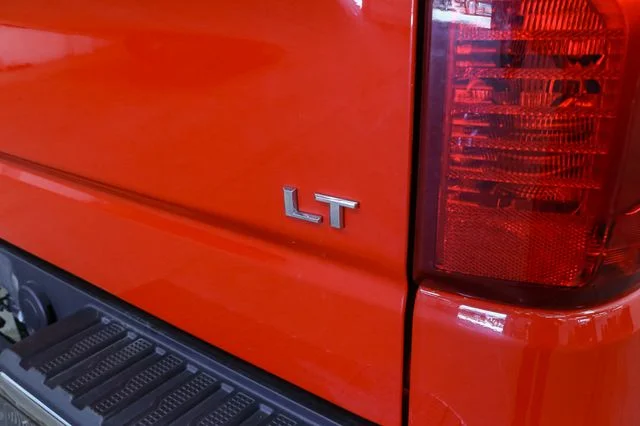 Used 2022 Red Chevrolet LT image 11