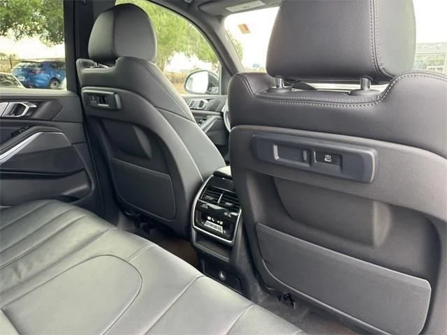 2022 BMW X5 40i - Photo 11