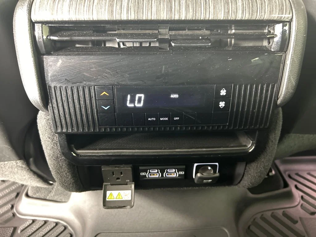 Used 2022 Red Jeep Series II image 18