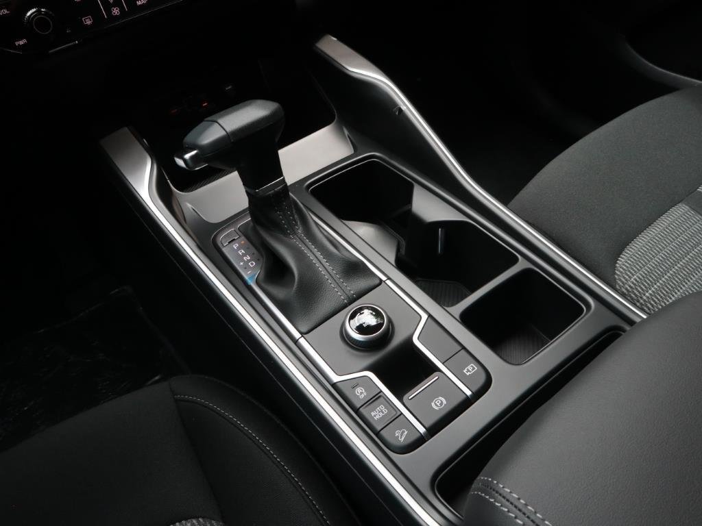 2025 Kia Sorento LX - Photo 9
